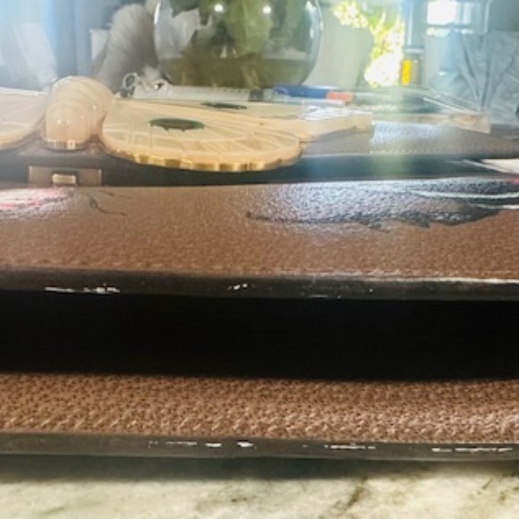 Gucci Brown Calfskin & Shell Butterfly Calfskin Shoulder Bag - RARE!!!! - Picture 12 of 16